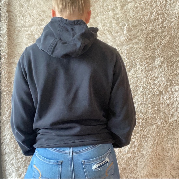 SOLD ON DEPOP-Nike Vintage Black Hoodie - Picture 2 of 3